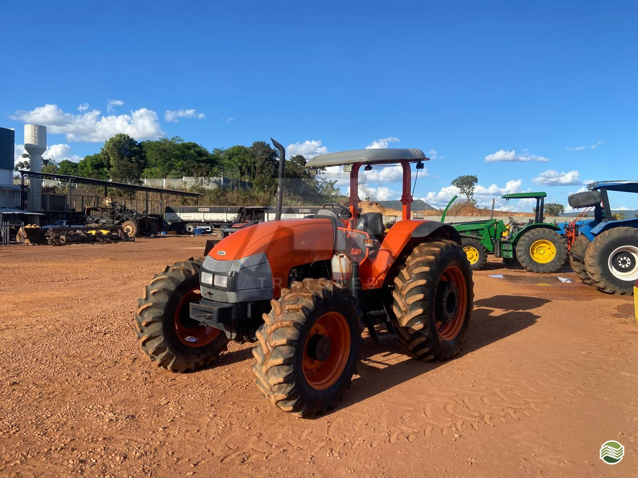 TRATOR STARA ST MAX 105 Tração 4x4 ATR Tratores PALMAS TOCANTINS TO